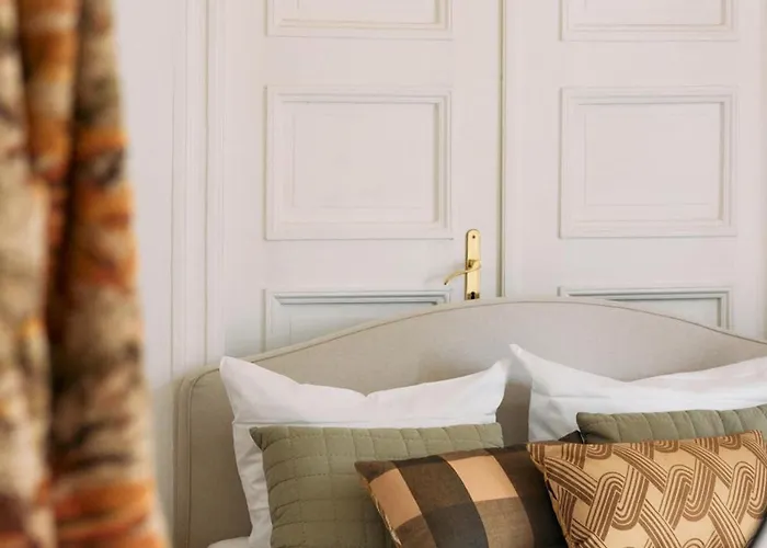 Privates Zimmer in Villa mit Blick auf die Elbe Hamburg